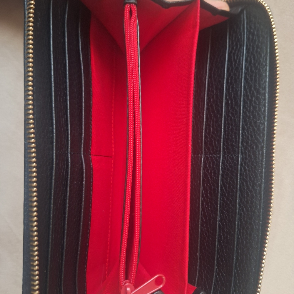 Dooney & Bourke Black Wristlet - Picture 2 of 10